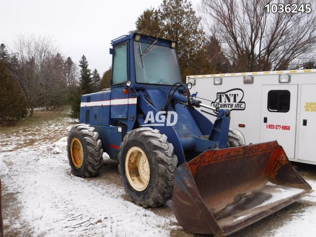 International 510 Wheel Loader