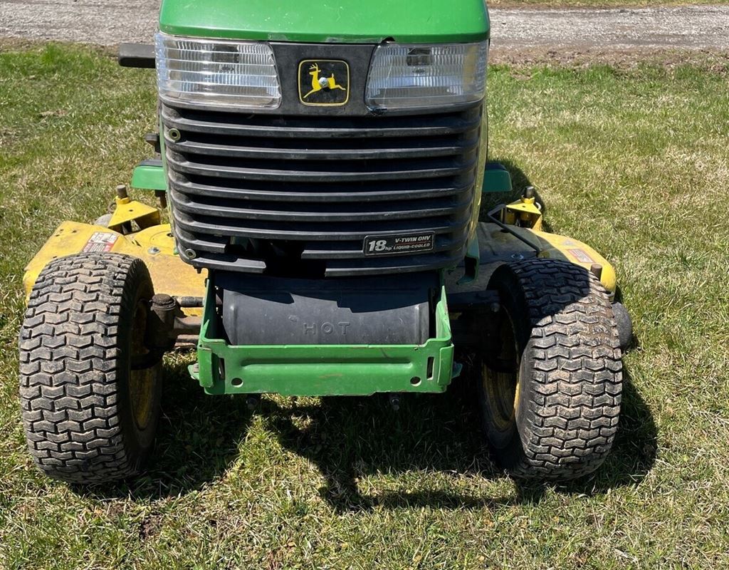Property Maintenance  1995 JOHN DEERE 345 Lawn Tractor Photo