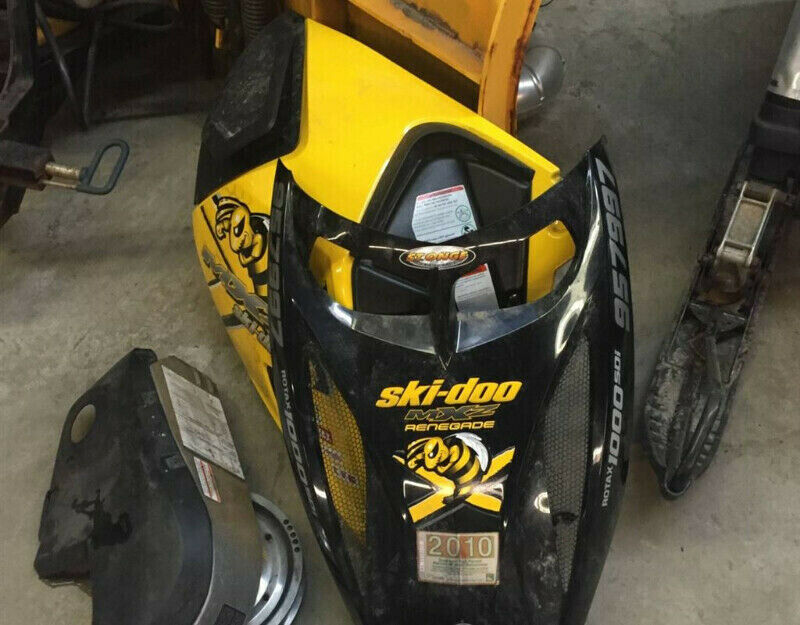 Frame/Body   2006 Ski-Doo Renegade-X 1000 for Parts Photo