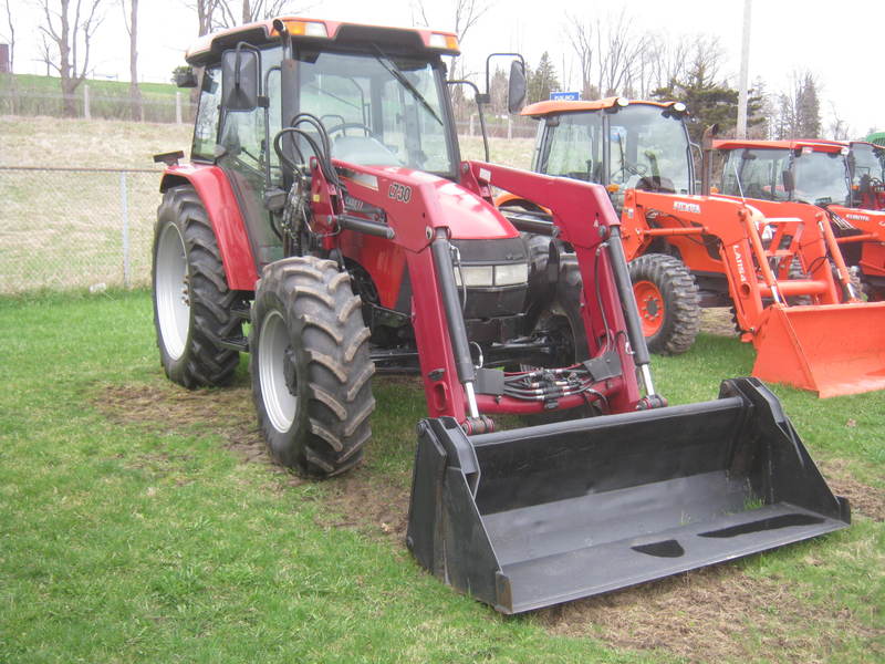 Lfs Credit Finance Solutions Inc We Finance All Types Of Credit 04 Case Ih Jx 1100u Tractor