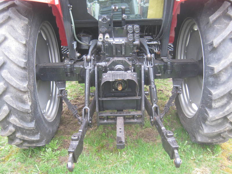 Lfs Credit Finance Solutions Inc We Finance All Types Of Credit 04 Case Ih Jx 1100u Tractor