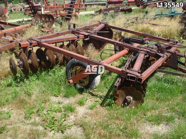 Tillage - Discs  Massey Ferguson 11FT Disc Photo