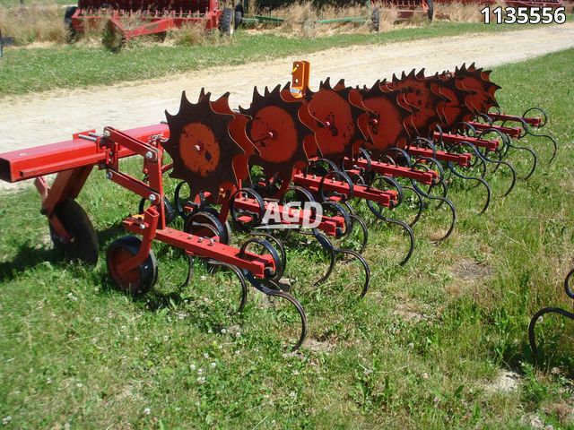 Tillage - Cultivators  Kongskilde 7 Row Row Crop Cultivator Photo