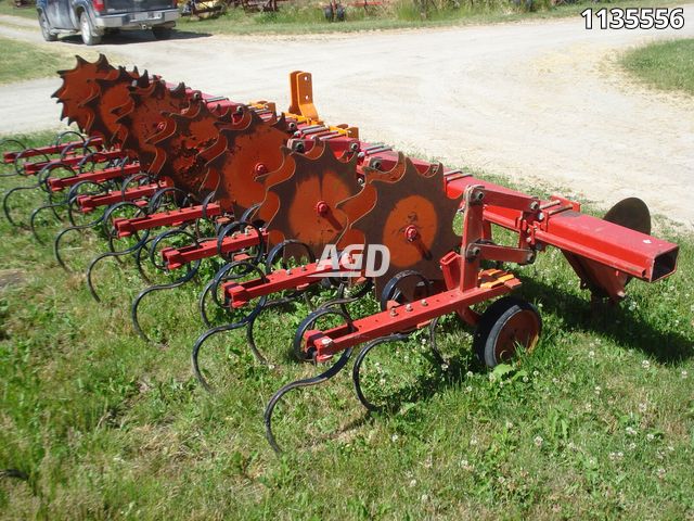 Tillage - Cultivators  Kongskilde 7 Row Row Crop Cultivator Photo