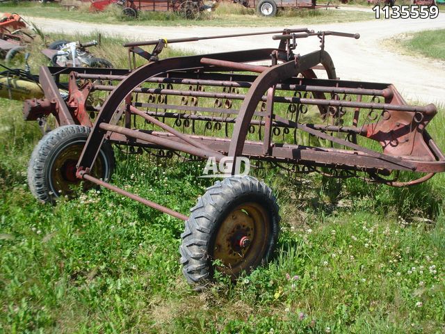 Hay/Forage/Livestock  New Holland 55 Rake Photo