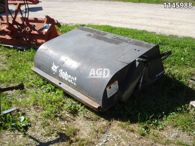 Attachments  Bobcat Sweeper 60 Sweeper Photo