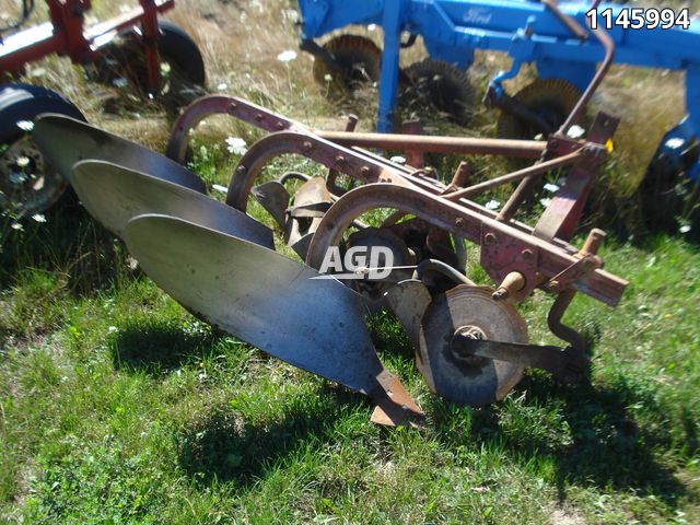 Tillage - Plows  International Harvester 3F Plow Photo