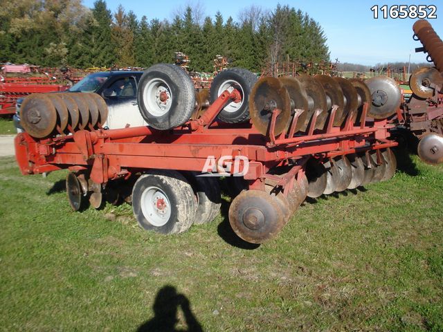 Tillage - Discs  Kewanee 18FT Disc Photo