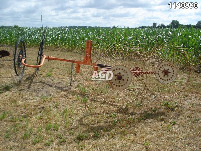 4 Wheel Rake