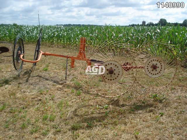 Hay/Forage/Livestock  4 Wheel Rake Photo