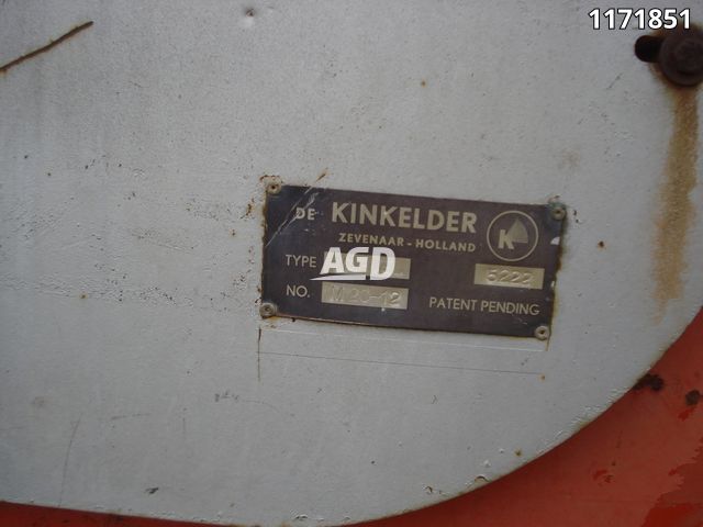 Chemical/Fertilizer Application  Kinkelder M20-12 Sprayer - Orchard Photo