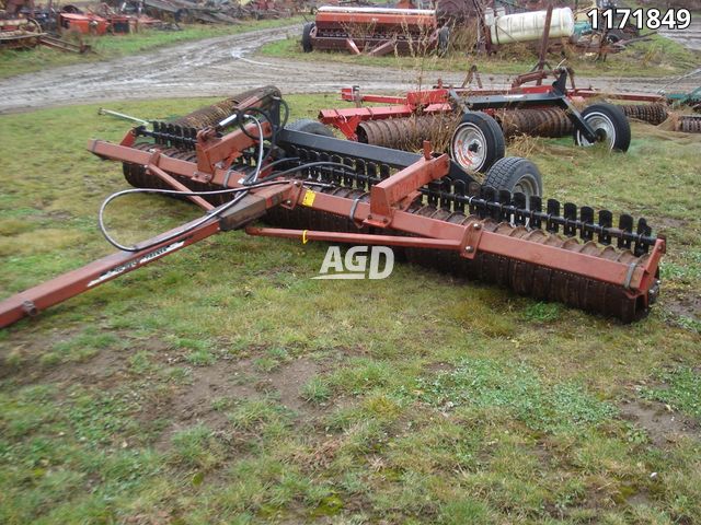 Tillage - Other  Farmhand 14' Packer Photo