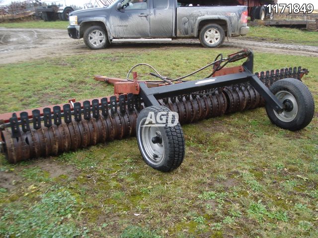 Tillage - Other  Farmhand 14' Packer Photo