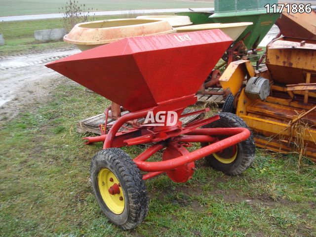 Lely Broadcast Spreader - Fertilizer
