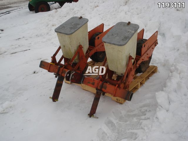 Allis Chalmers 2 Row Planter