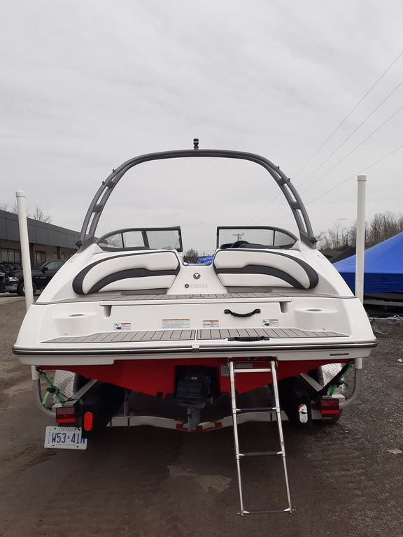 Boats  2020 Yamaha Marine AR195 Bow Rider Photo