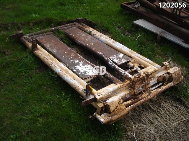 Hay/Forage/Livestock  Cattle Head Gates Photo