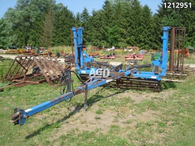Tillage - Harrow  DMI 20' Harrow Photo