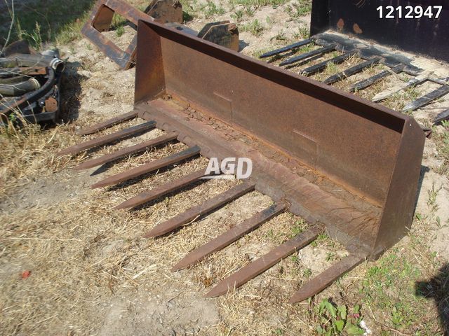 Attachments  Frey 6ft Manure Fork Photo