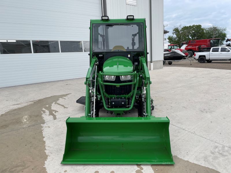 Landscape & Construction  2021 JOHN DEERE 2023R TRACTOR - We Finance All Types of Credit! Photo