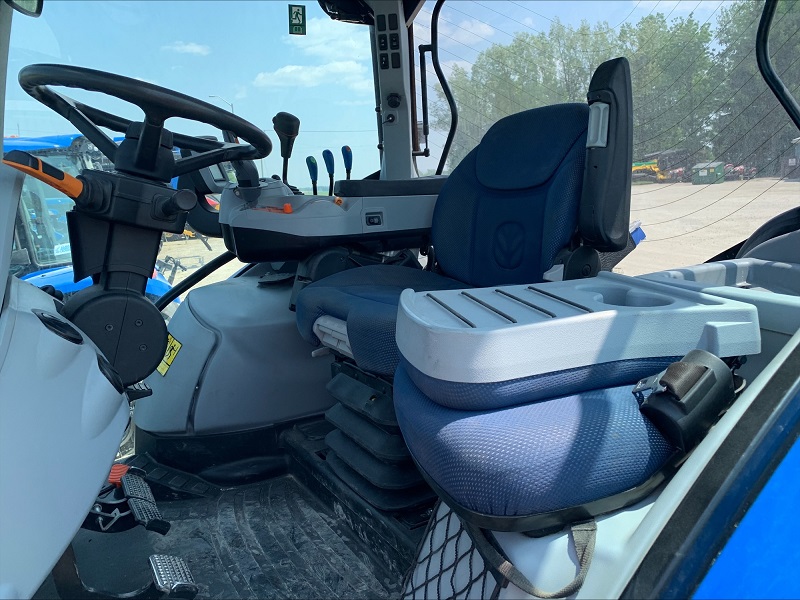 Agriculture  2019 NEW HOLLAND T6.155 TRACTOR AND LOADER - We Finance All Types of Credit! Photo