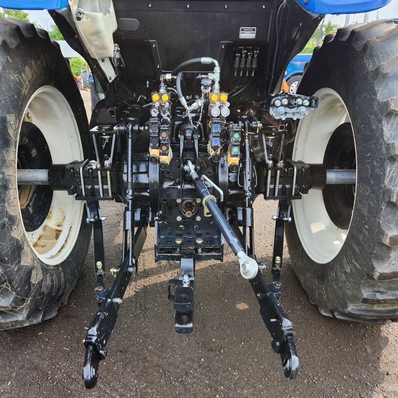 Agriculture  2014 New Holland TS6.140 Tractor - We Finance All Types of Credit! Photo