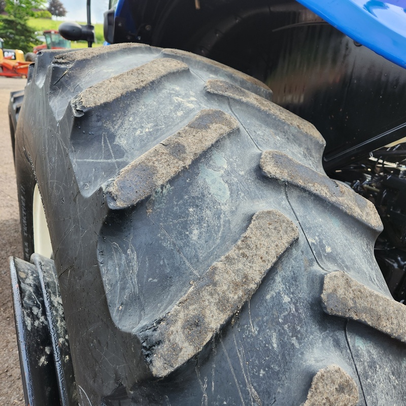Agriculture  2014 New Holland TS6.140 Tractor - We Finance All Types of Credit! Photo