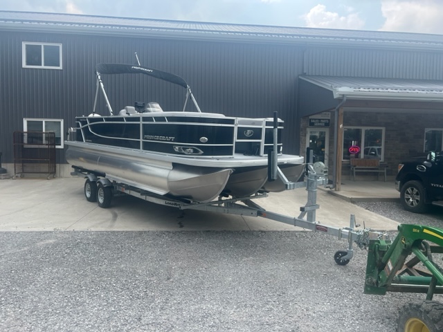 Princecraft Boats  Princecraft Sportfisher 23 2RS Pontoon Boat Photo