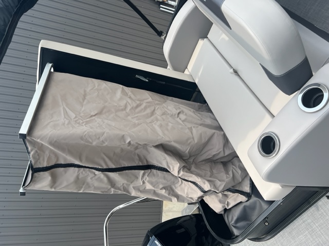Princecraft Boats  2023 Princecraft Quorum 25RL Pontoon Boat Photo
