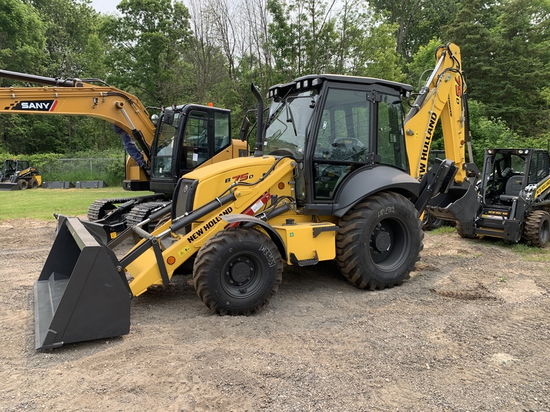 Landscape & Construction  2023 NEW HOLLAND B75D LOADER BACKHOE - We Finance All Types of Credit! Photo