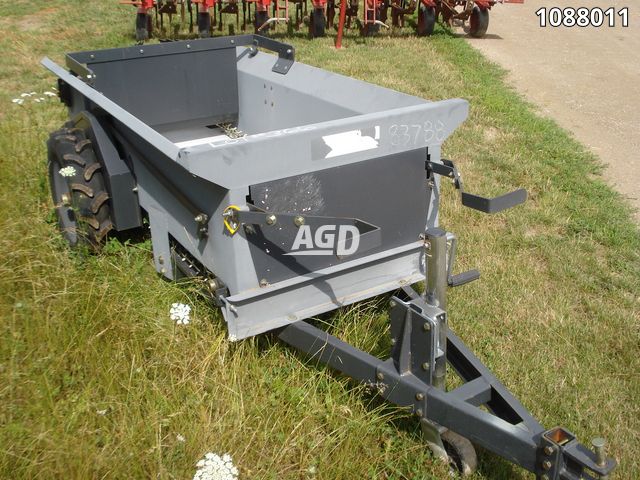 Manure Equipment  Braber 25 BU Manure Spreader Photo