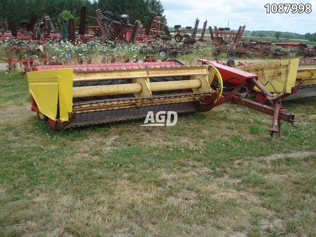 Hay/Forage/Livestock  New Holland 469 Mower Conditioner Photo