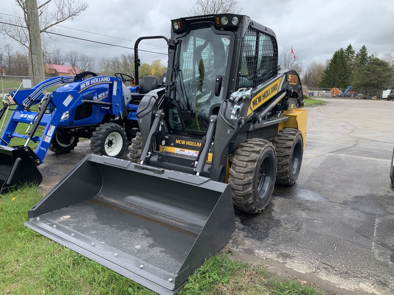 Landscape & Construction  2023 NEW HOLLAND L318 SKID STEER LOADER - We Finance All Types of Credit! Photo