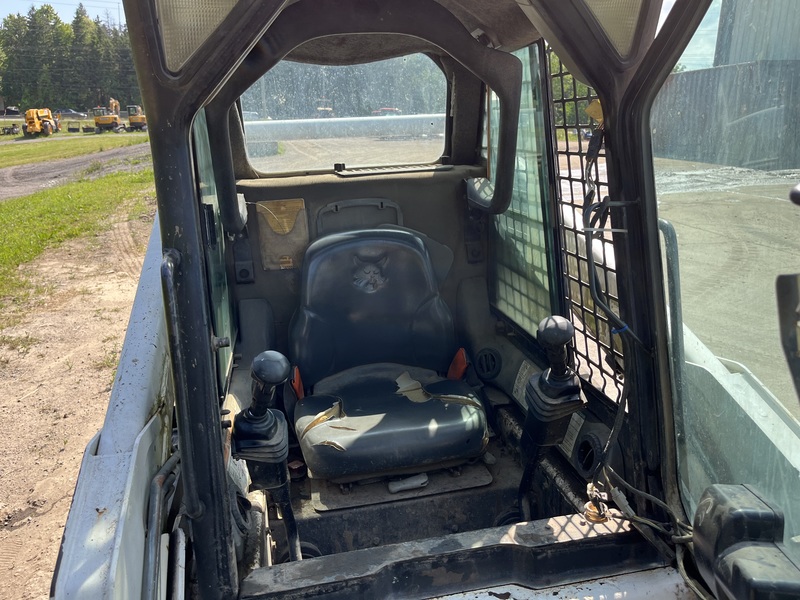 Landscape & Construction  2007 Bobcat T190 Track Loader - We Finance All Types of Credit! Photo