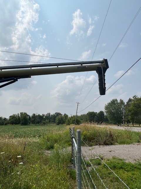 Attachments  Harvest International T1062 Portable Auger Photo