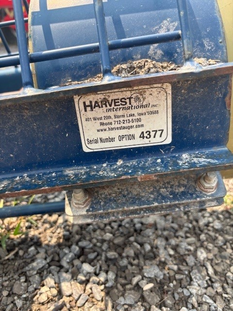 Attachments  Harvest International T1062 Portable Auger Photo