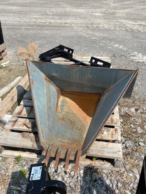 Attachments   Stump Bucket Photo