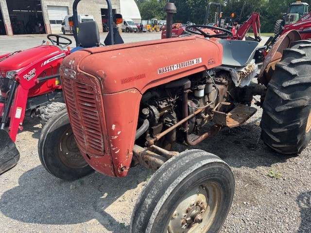 Massey Ferguson 35 Tractor