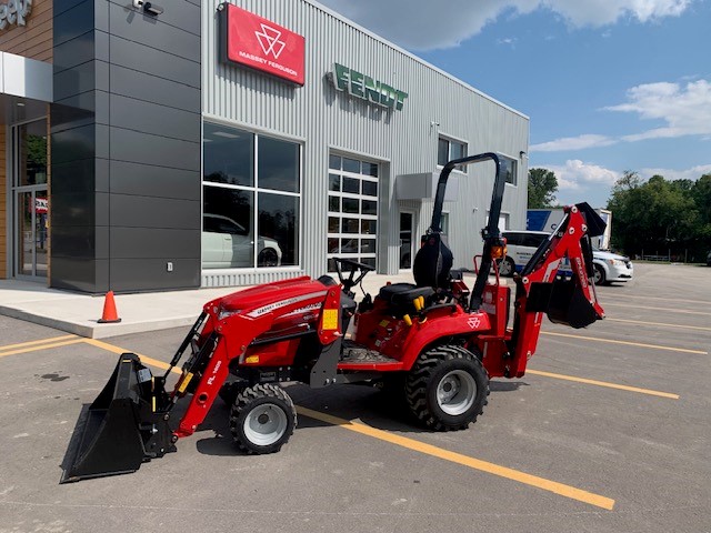 Massey Ferguson 1GC.23 Tractor Loader Backhoe