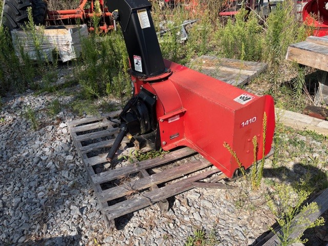 Attachments  Massey Ferguson 1410 Snow blower Photo