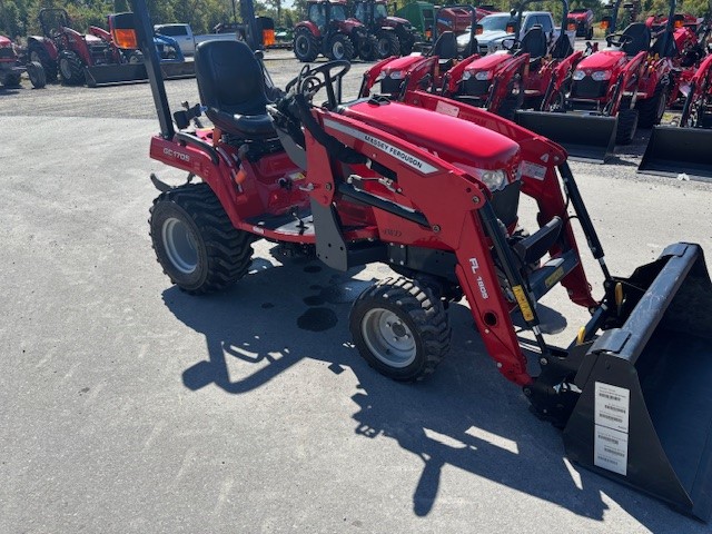 Tractors  Massey Ferguson GC1705 Tractor & Loader Photo