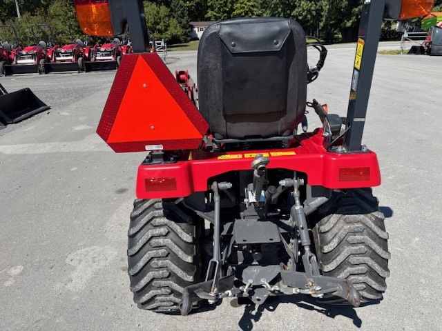Tractors  Massey Ferguson GC1705 Tractor & Loader Photo