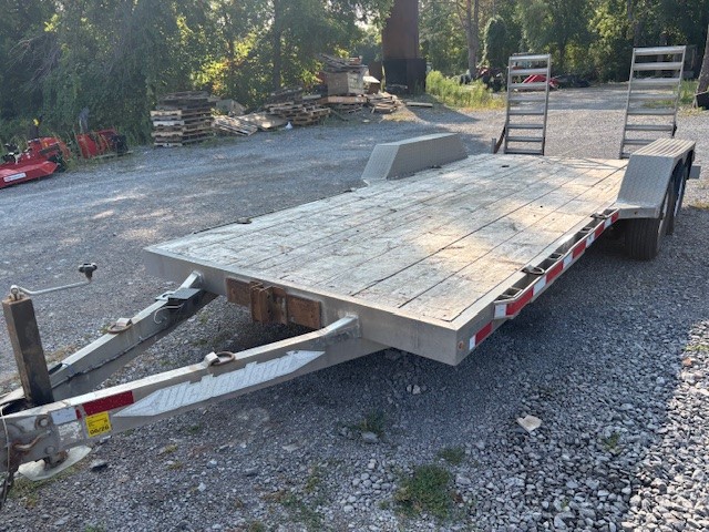 CONTRACTOR TRAILER   16 FT