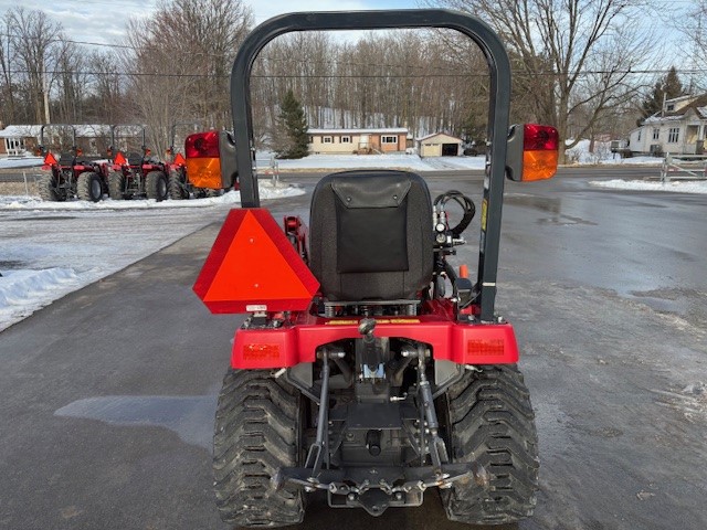 Tractors  Massey Ferguson GC1705 Tractor & Loader Photo