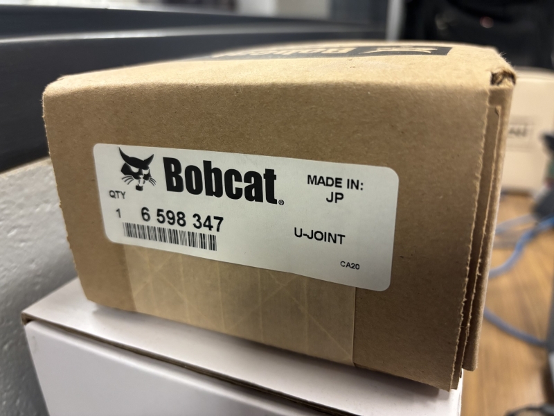 BOBCAT U-JOINT