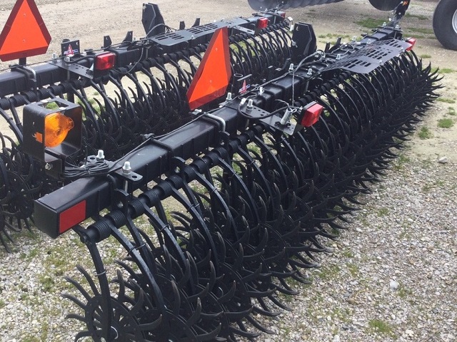 2019 YETTER 3415-100 15 FOOT ROTARY HOE