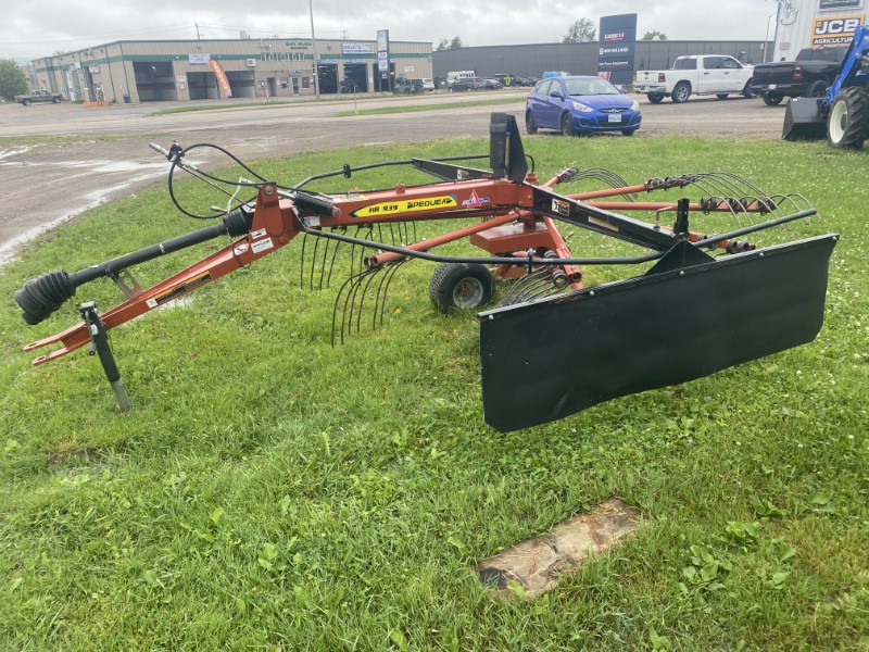 2022 PEQUEA HR939 HAYMAKER ROTARY RAKE ***SPECIAL PRICING***