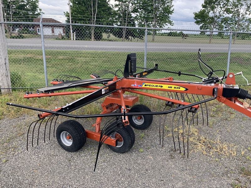 2022 PEQUEA HR939 HAYMAKER ROTARY RAKE