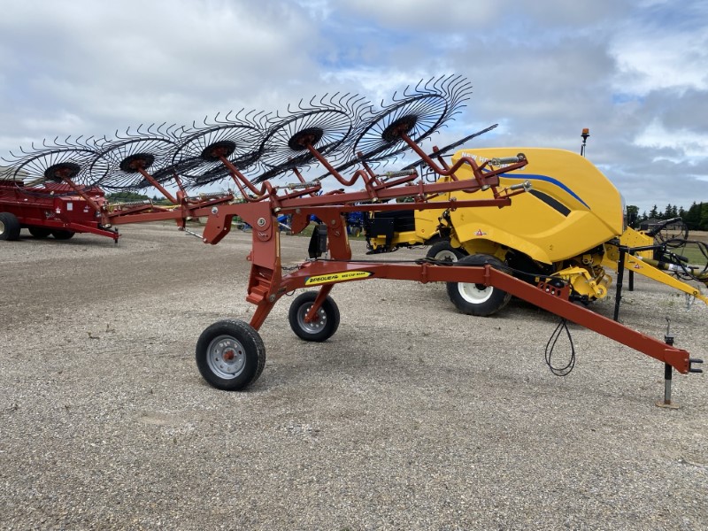 2022 PEQUEA MCR10 WHEEL RAKE ***SPECIAL PRICING***