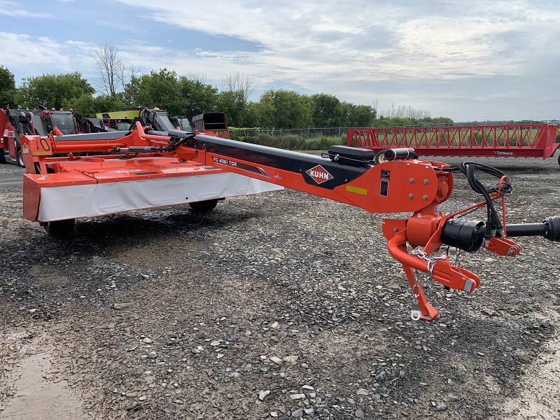 2022 KUHN FC 4061 TCR DISC MOWER CONDITIONER